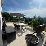 House 2 Bedrooms 1 Bathroom Holiday home