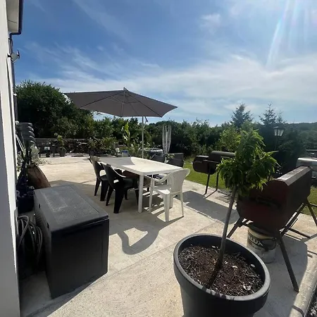 House 2 Bedrooms 1 Bathroom Holiday home