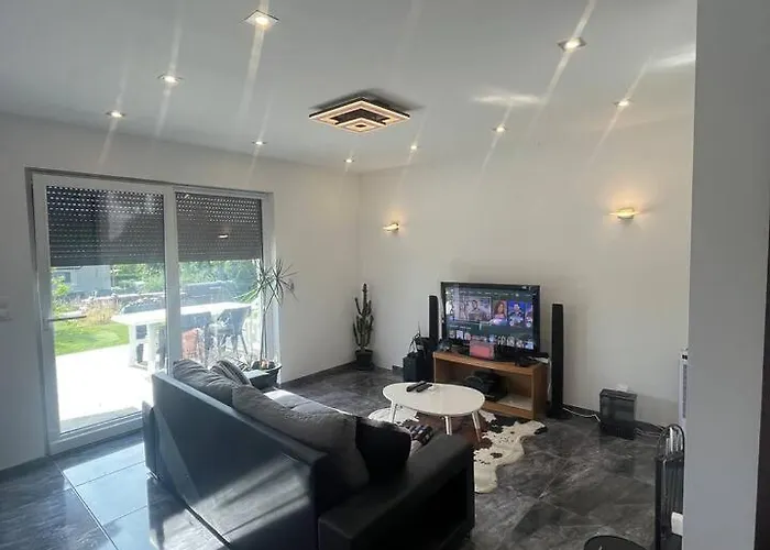 Holiday home House 2 Bedrooms 1 Bathroom Alzing