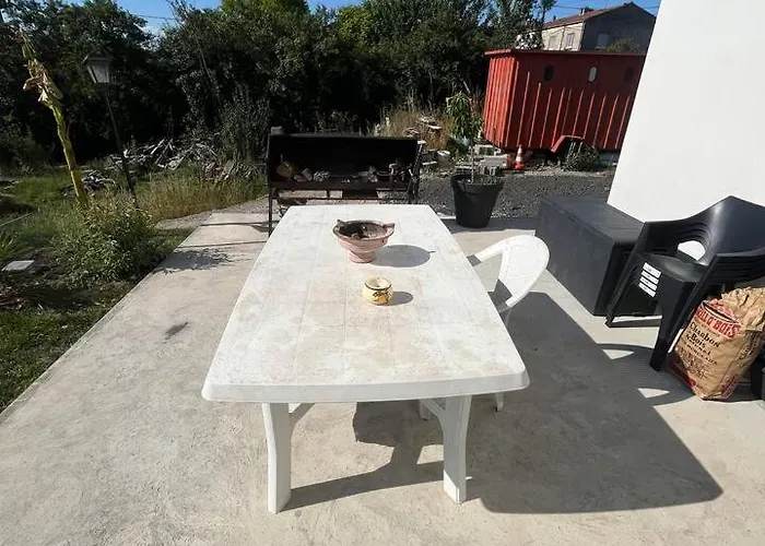 Holiday home House 2 Bedrooms 1 Bathroom Alzing