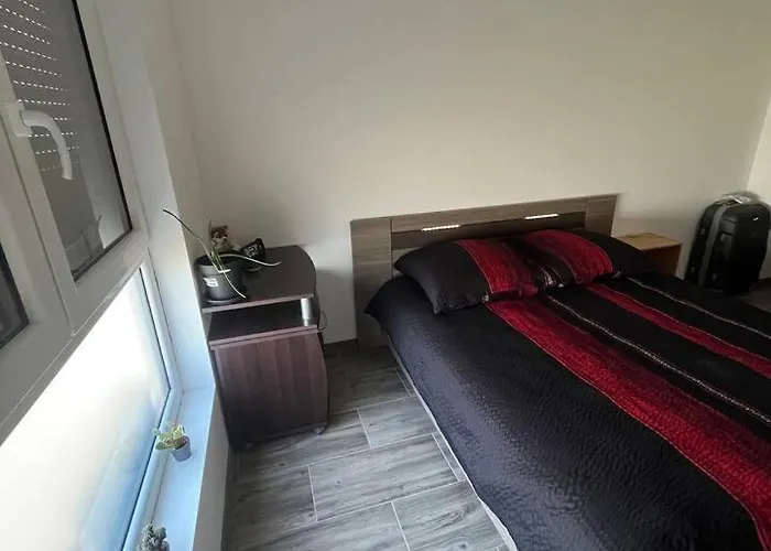 House 2 Bedrooms 1 Bathroom Holiday home Alzing